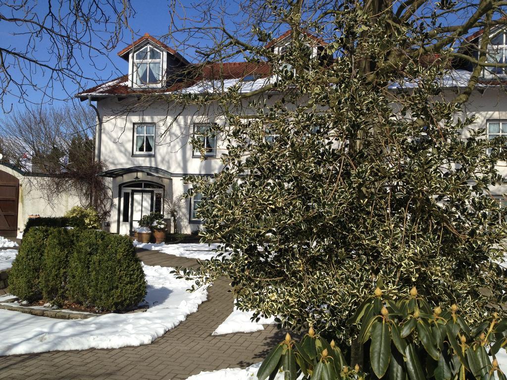 Baerenkrug Hotel Molfsee Buitenkant foto